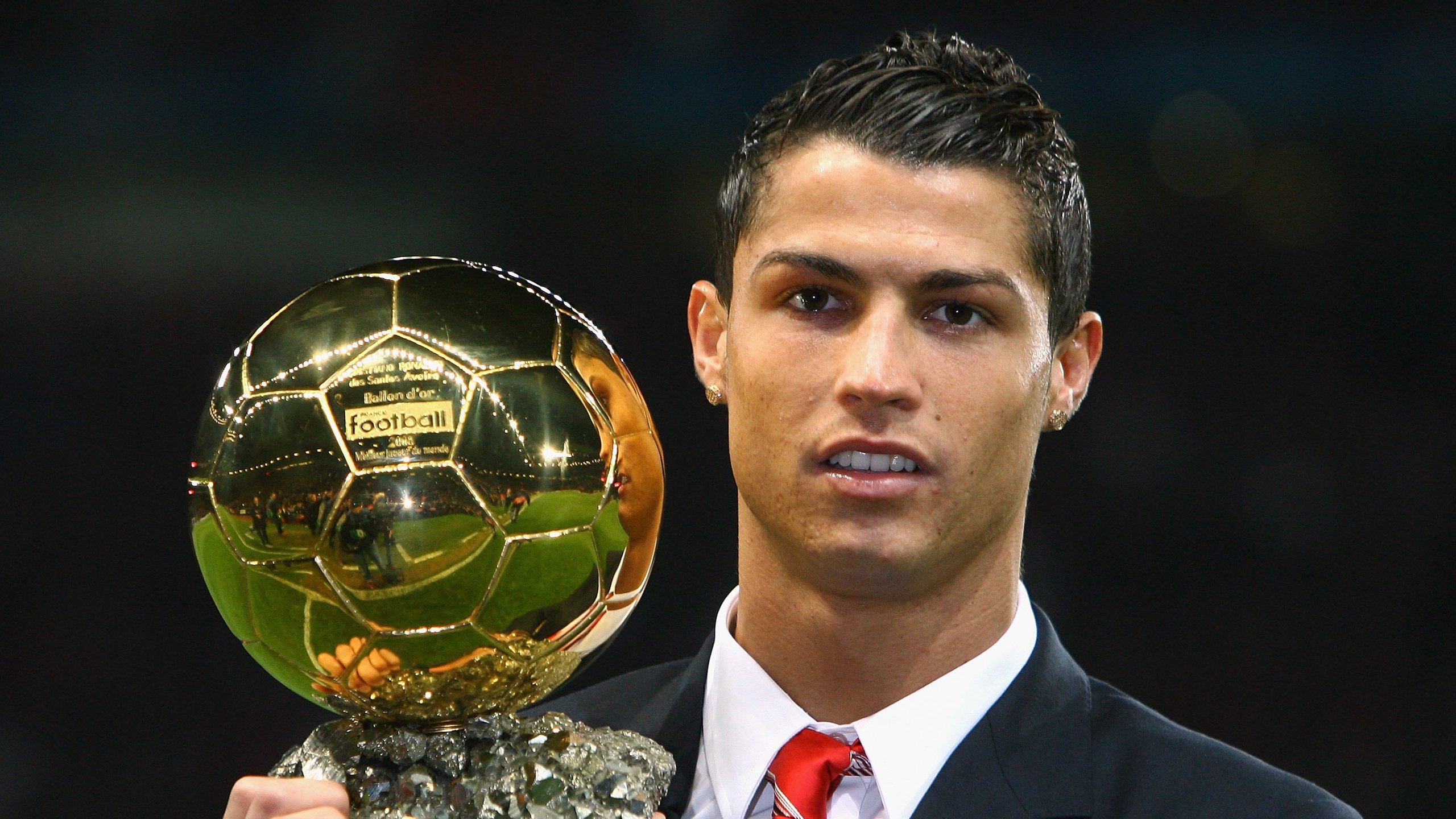 《每日镜报》：巴西女足在奥运会小组赛中表现出色，巴西女足奥运会阵容